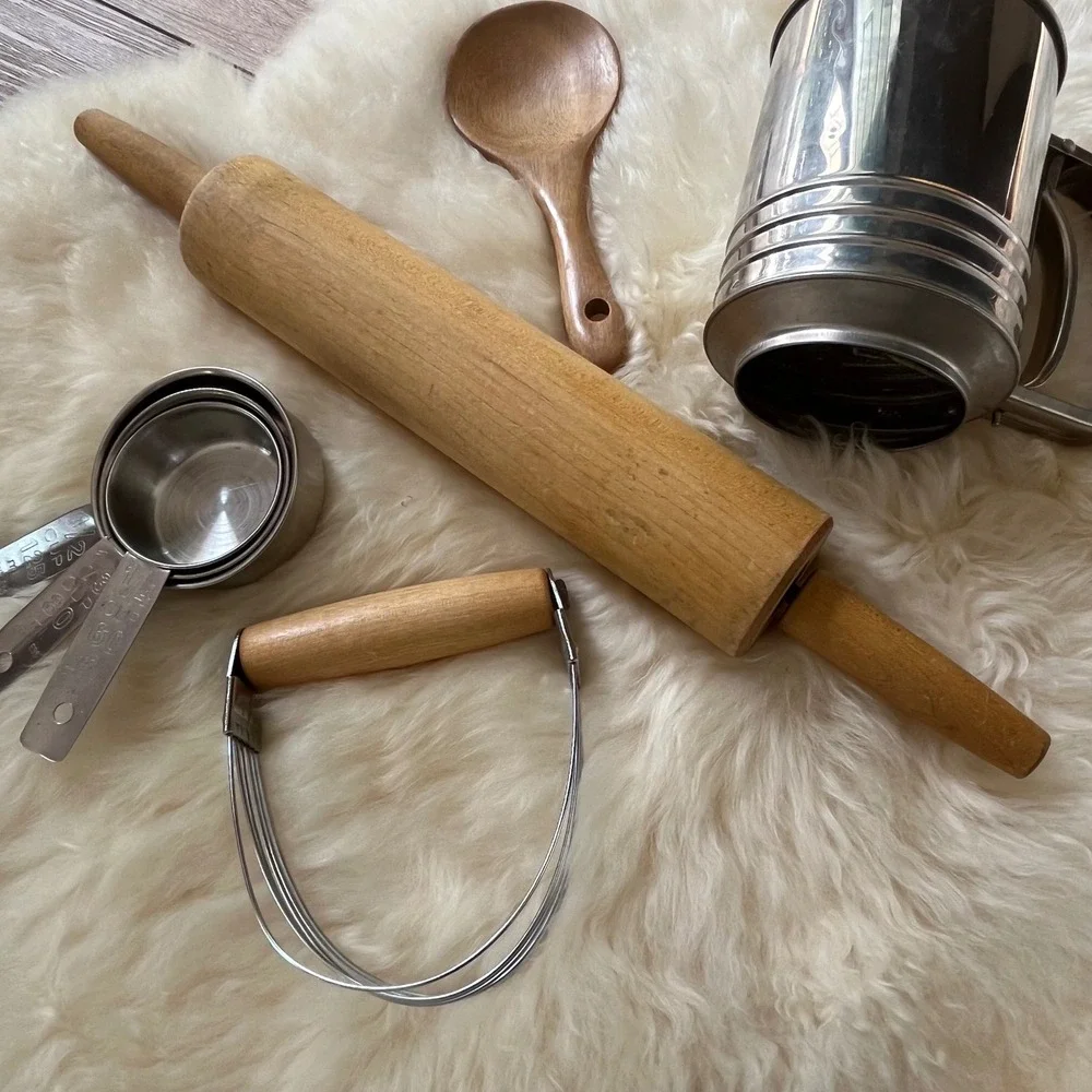 Vintage Baking Utensil Lot 5pc Wooden Rolling Pin Pastry Blender Flour Sifter